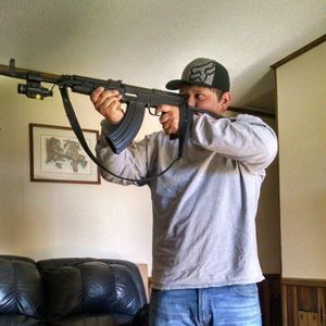 Meet your Posher, Bobby